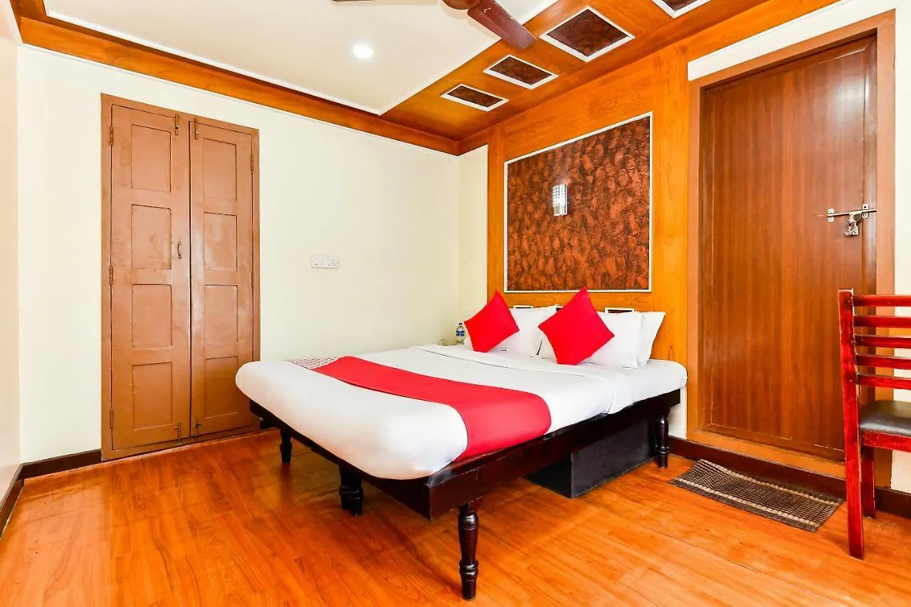 Oyo 28400 Relax In Kerala Pamba 3Bhk Sharing Houseboat Hotell Alappuzha Indien