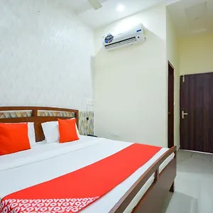 Flagship Sunshine 3*, Zirakpur India